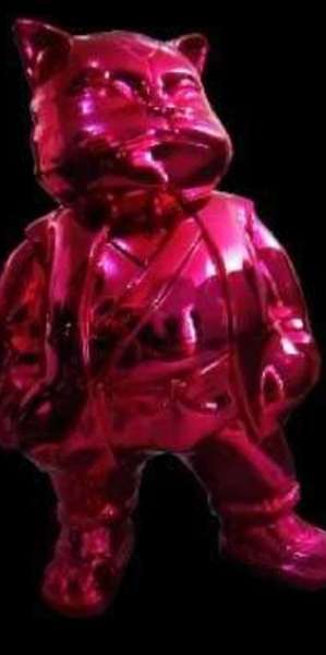 Tall_medium_urban_cat_rose_metal